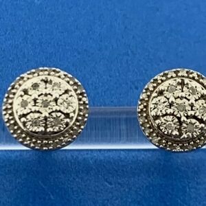 Diamond earrings  .925